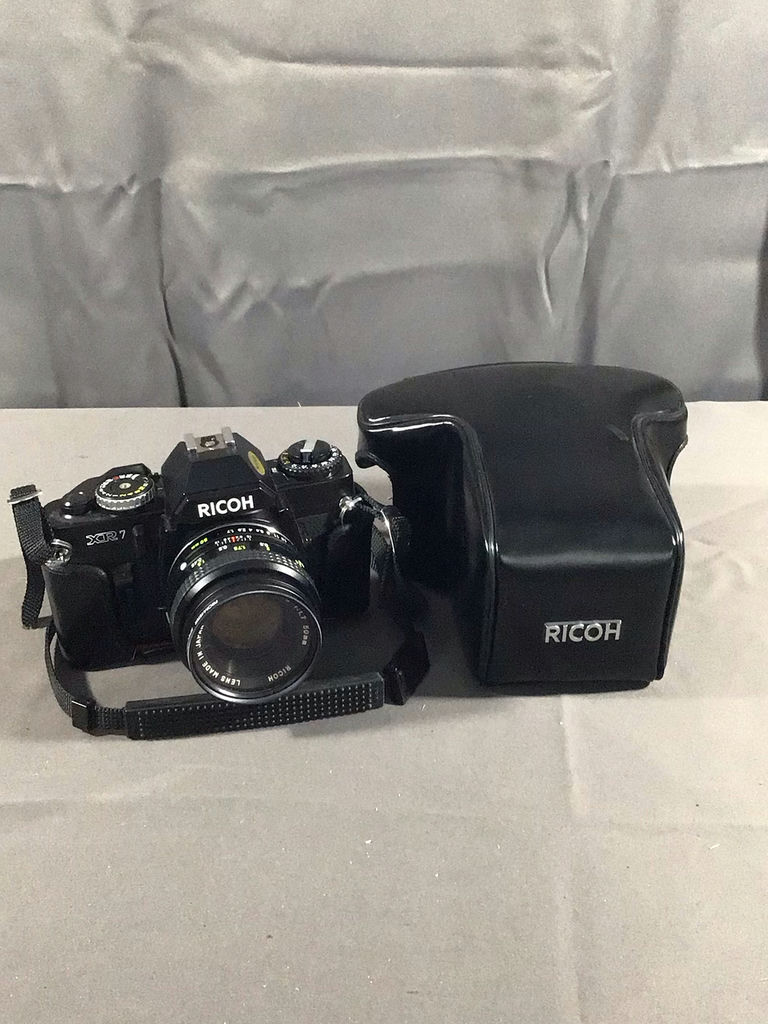Vintage Ricoh Camera - image 5 of 13