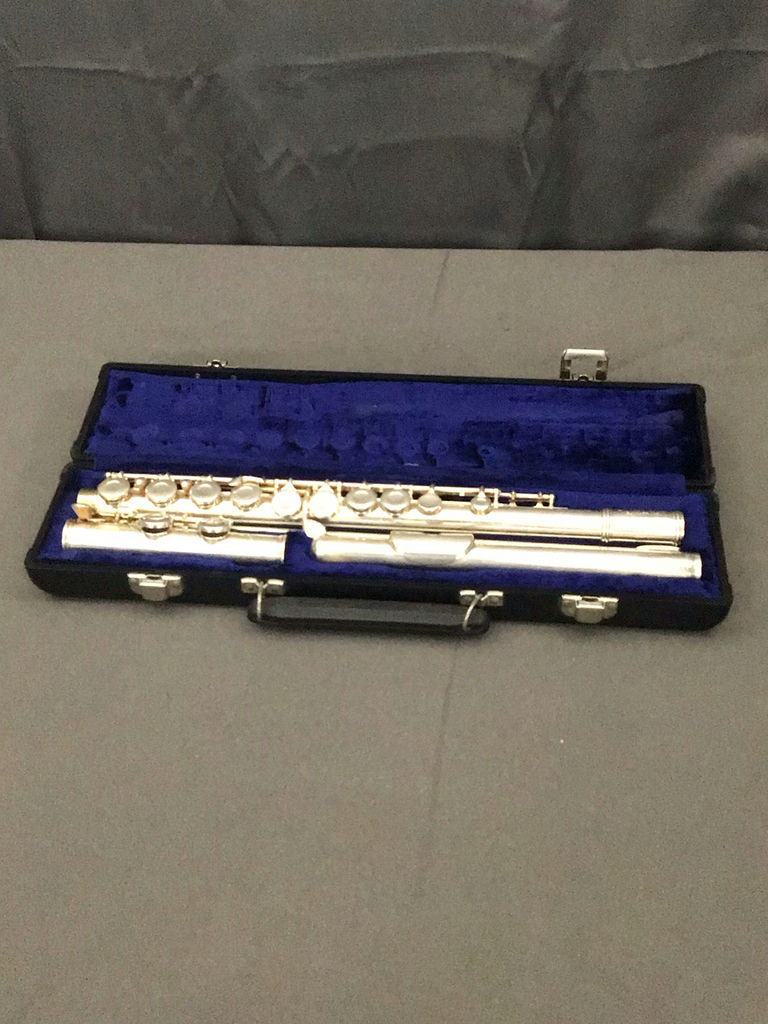 Gemeinhardt M2 Flute w/Solid Silver Head Joint - image 11 of 15
