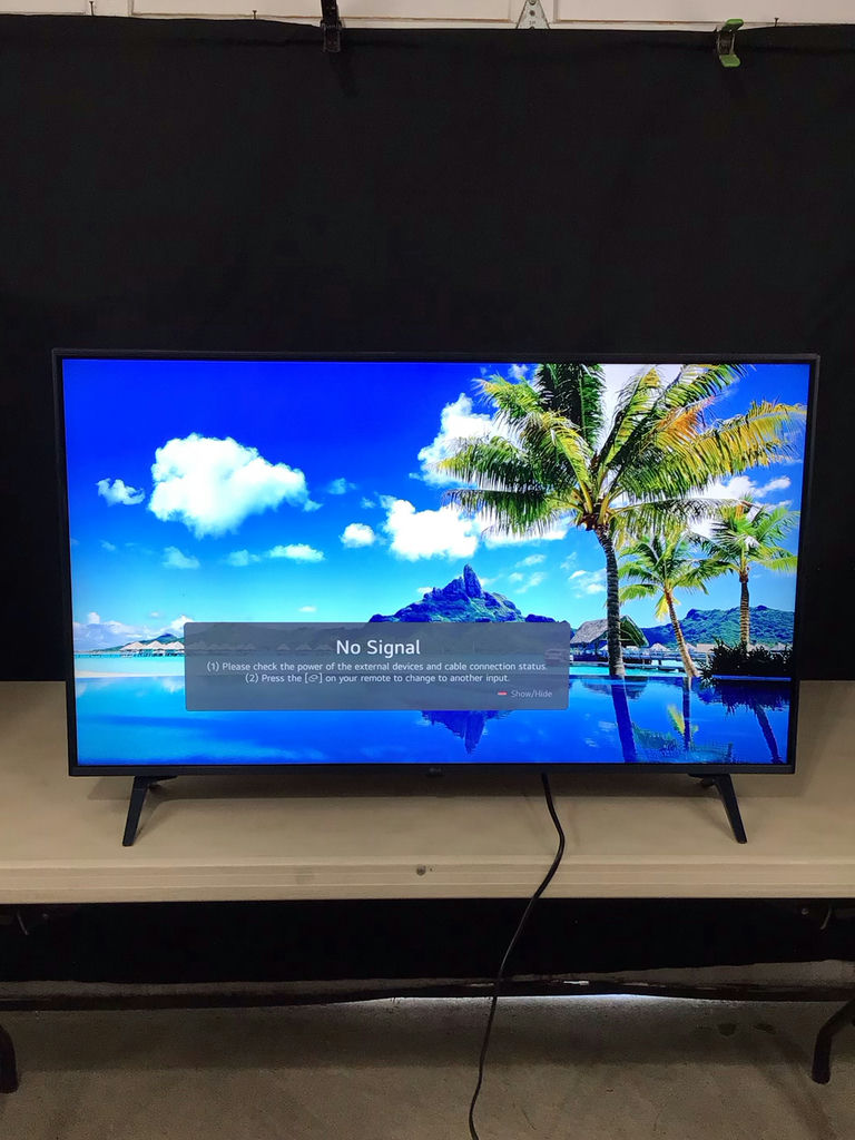 LG 43in Flatscreen TV - image 1 of 4