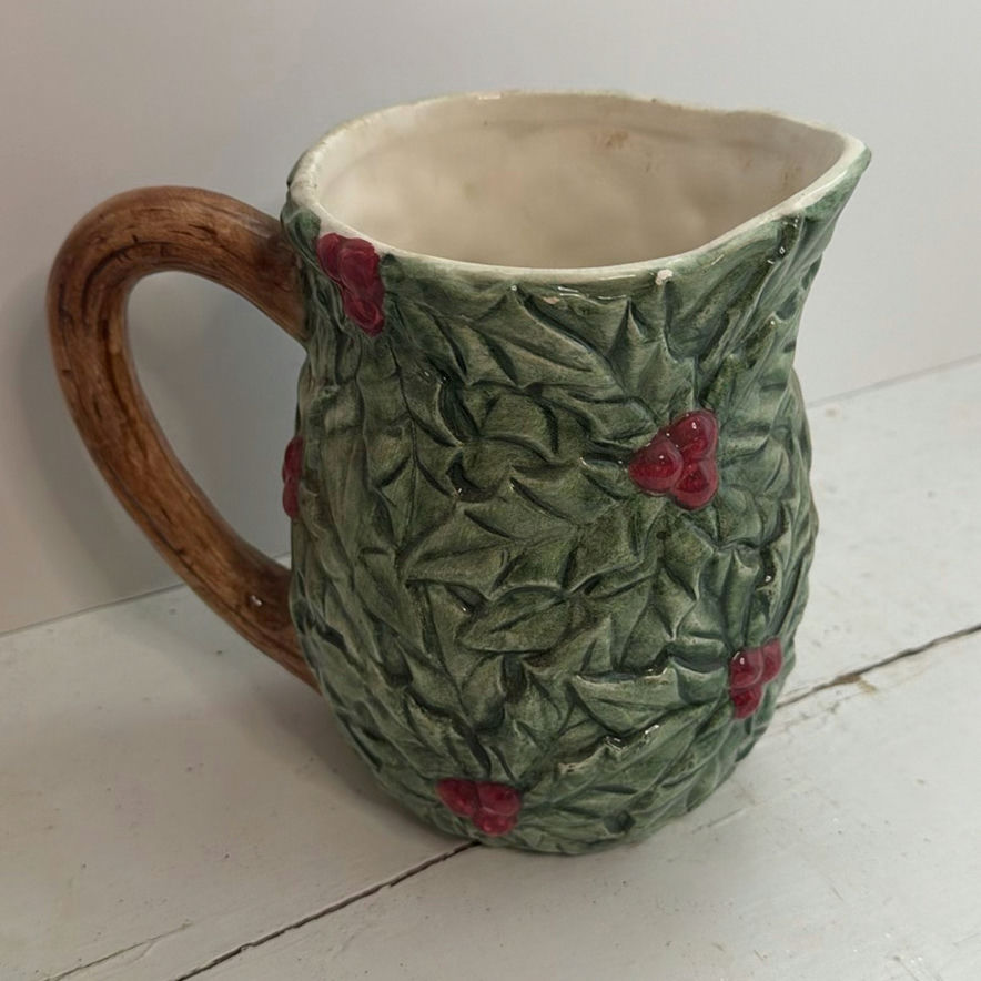 Vintage Embossed Pieces Including Nantucket Christmas Pattern - image 5 of 7
