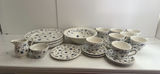 Churchill Georgian Collection Lot Blue and White - thumbnail 1 of 4