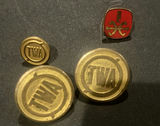 Twa Flight Personnel, Airline Buttons From Jacket - thumbnail 1 of 3
