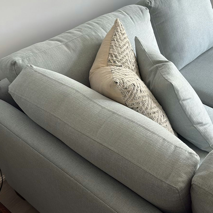 URBAN BARN Sectional Sofa - image 21 of 22