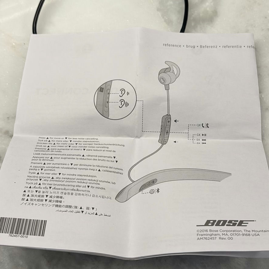 Bose SoundLink Mini Speaker and QuietControl 30 Earbuds Accessories - image 8 of 10