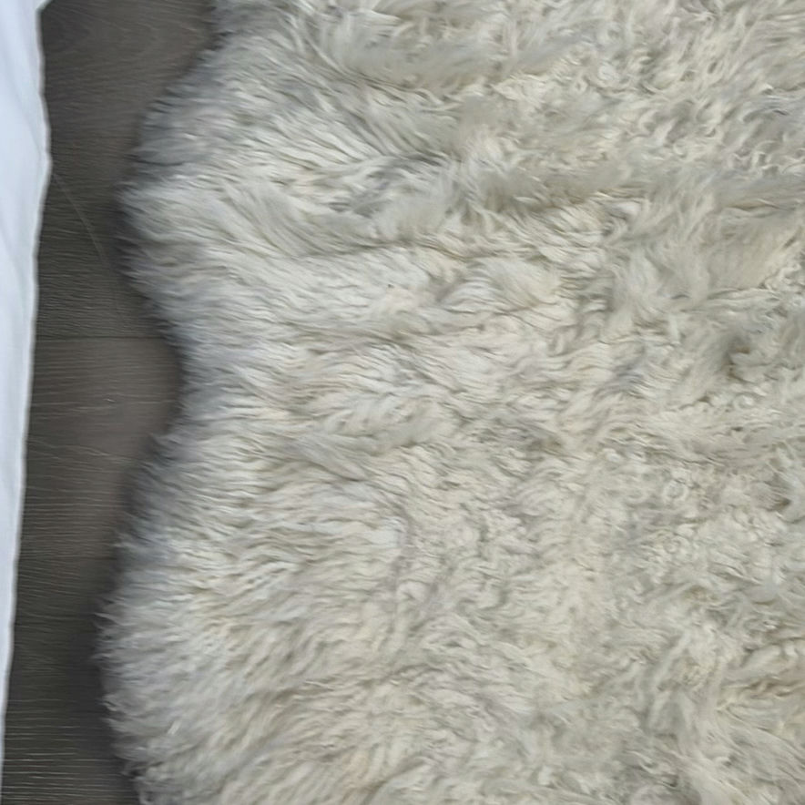 White Sheepskin Rug - image 5 of 10