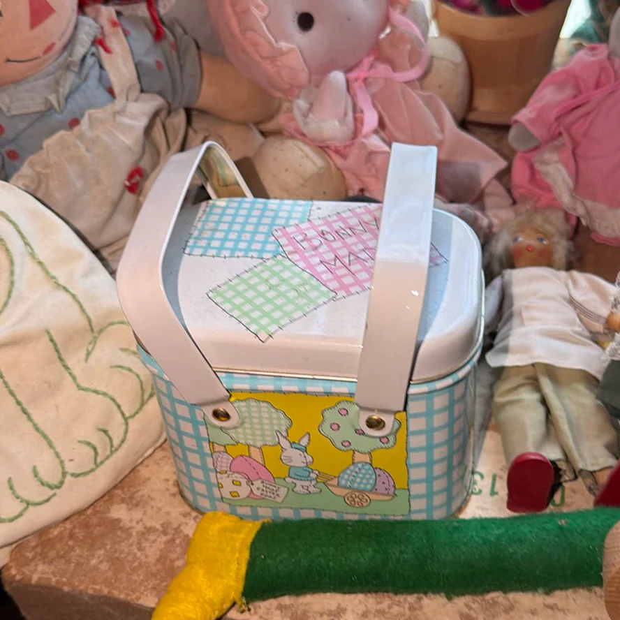 Vintage Dolls, Plush Toys, and Figurines - image 7 of 13
