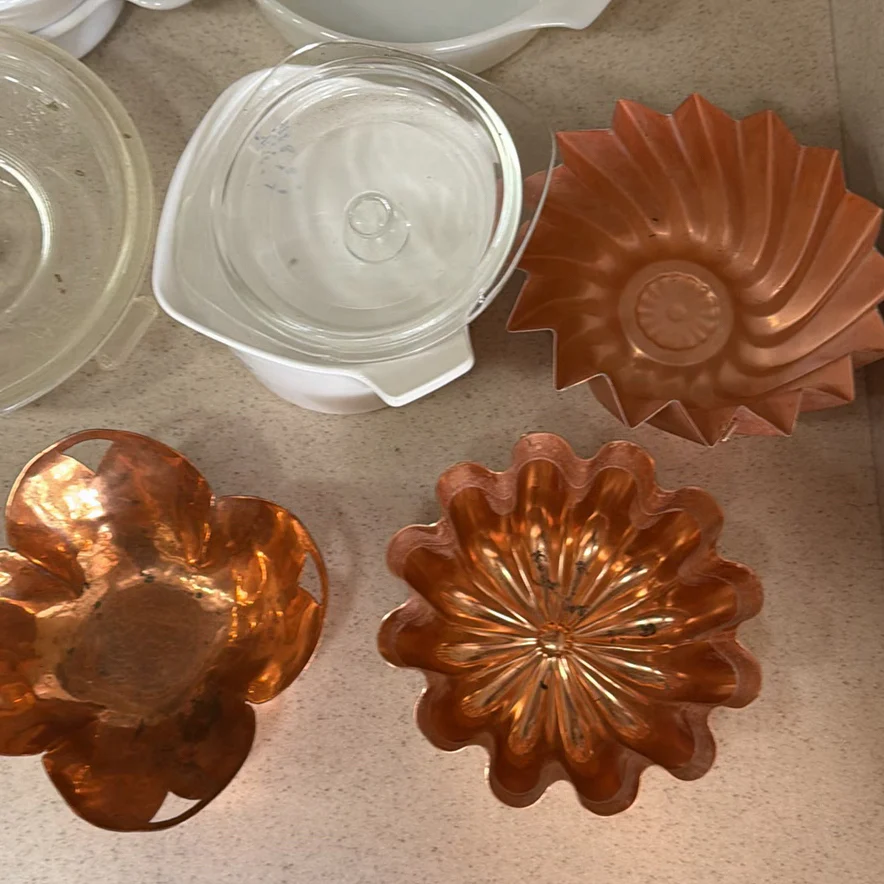 Corning, Copper, Bakeware and Serving Bowls - image 3 of 10