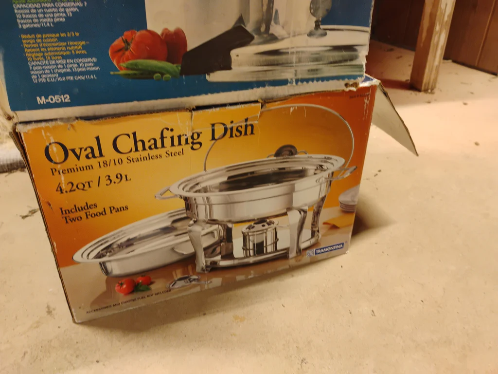 Mirro Pressure Canner and Oval Chafing Dish - image 2 of 4