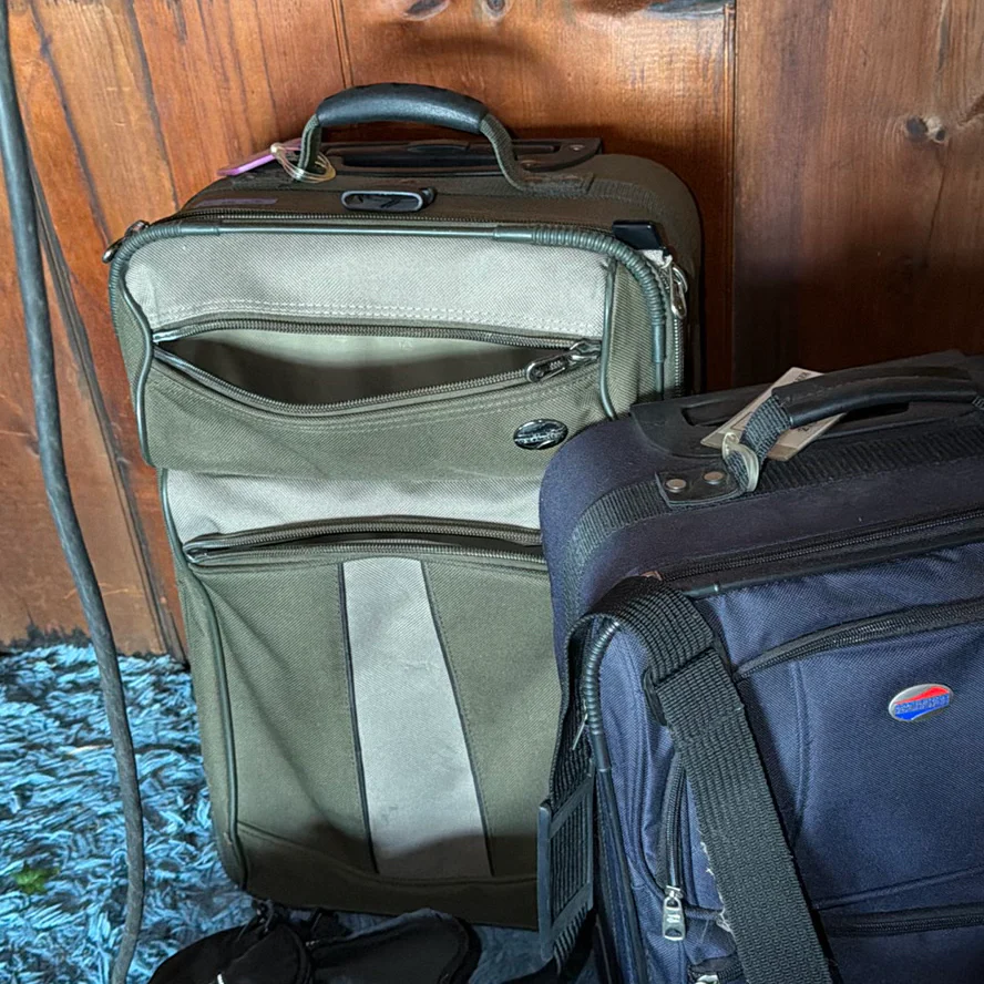 Luggage and Travel Bags - image 6 of 10