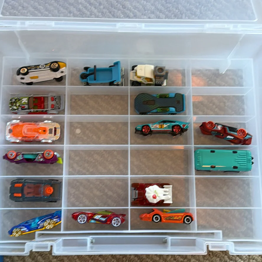 Die-Cast Toy Cars in Plastic Storage Case - image 21 of 26