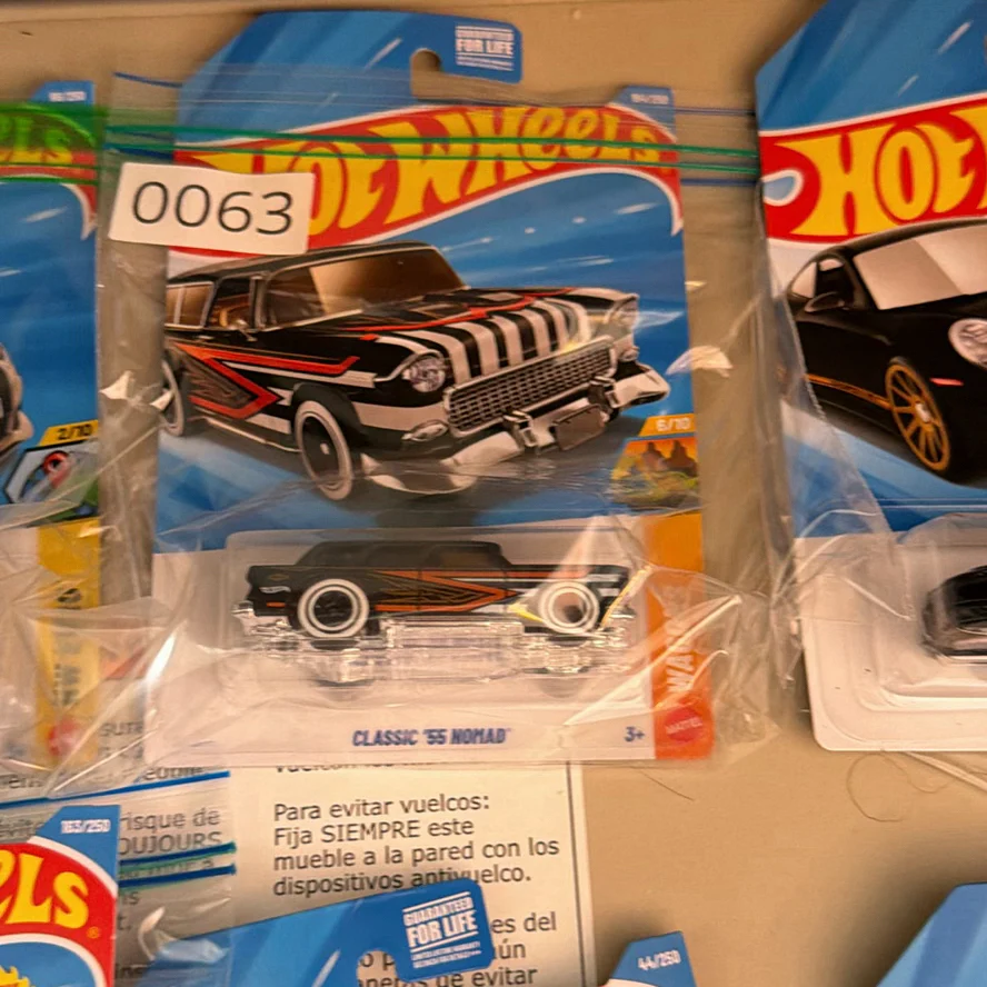 Assorted Hot Wheels Die-Cast Toy Cars - image 5 of 10