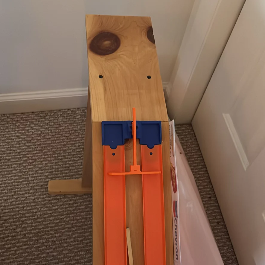 Hot Wheels Track Set with Track Pieces and Storage Cases - image 4 of 10