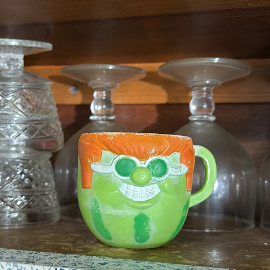 Glassware, Mugs, Pitchers, and Kitchen Accessories - image 7 of 12