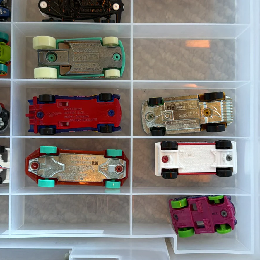 Die-Cast Toy Cars in Plastic Storage Case - image 26 of 26