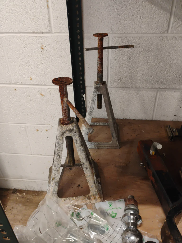 Assorted Trailer and Automotive Hardware - image 2 of 8