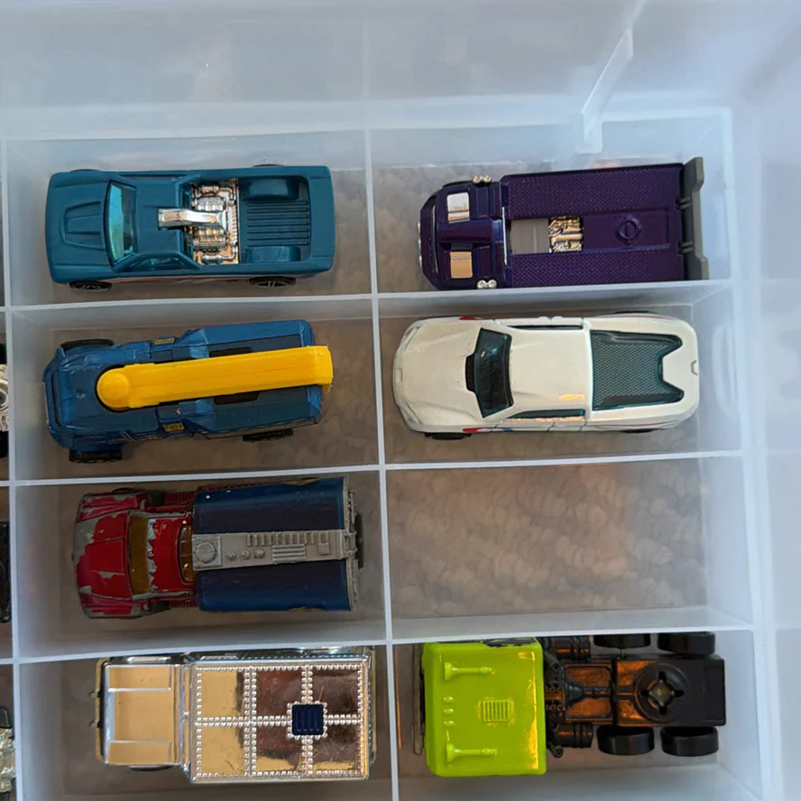 Plastic Storage Case with Die-Cast Toy Cars - image 25 of 28