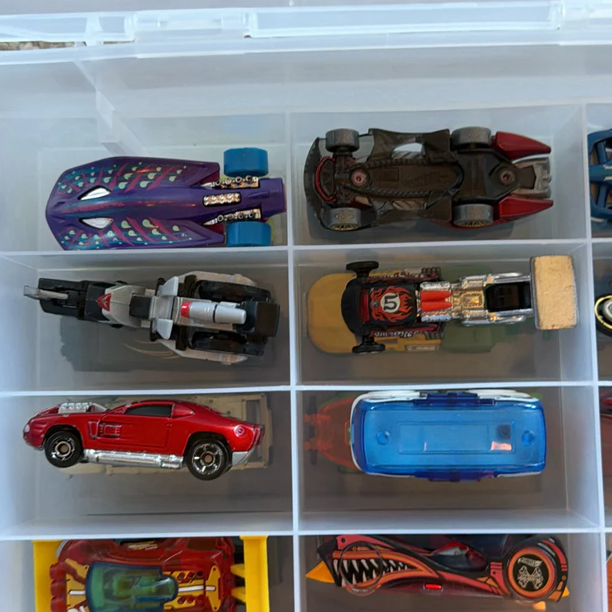 Plastic Storage Case with Die-Cast Toy Cars - image 12 of 28