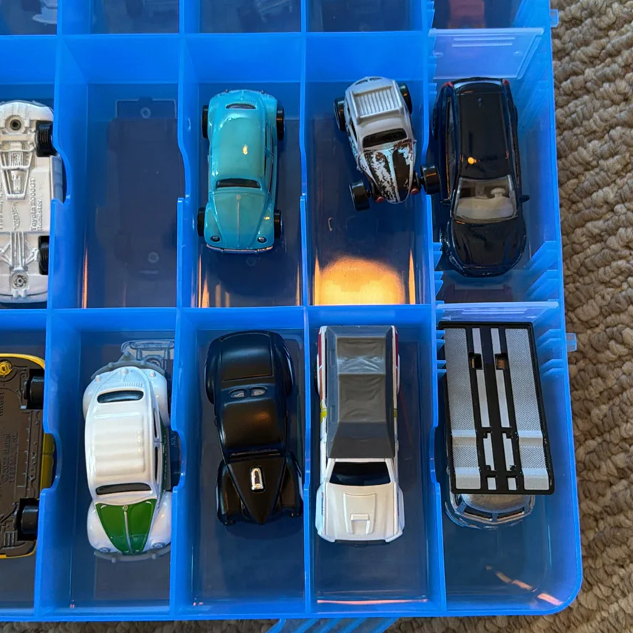 Die-Cast Toy Cars in Plastic Storage Case - image 6 of 16