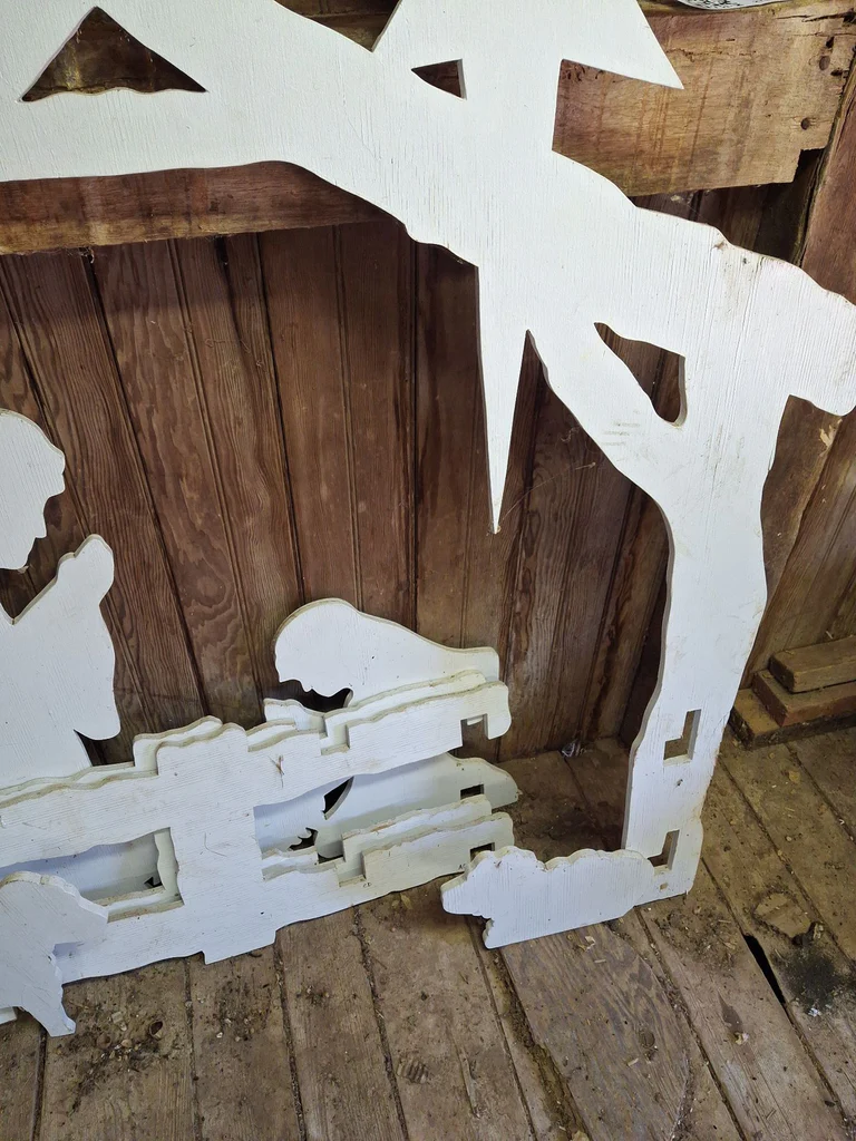 Wooden Nativity Scene Silhouette Decoration - image 4 of 5