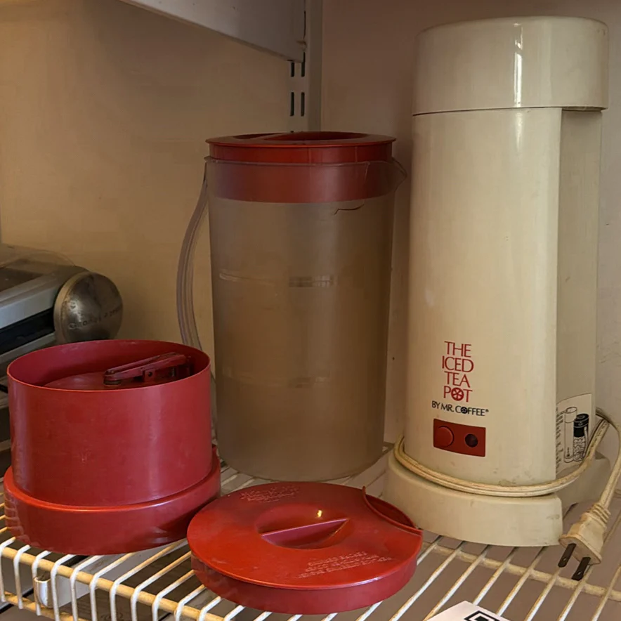 Small Kitchen Appliances - image 2 of 7