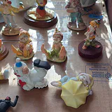 Clown and Figurine Ornaments, Music Boxes - thumbnail 5 of 17