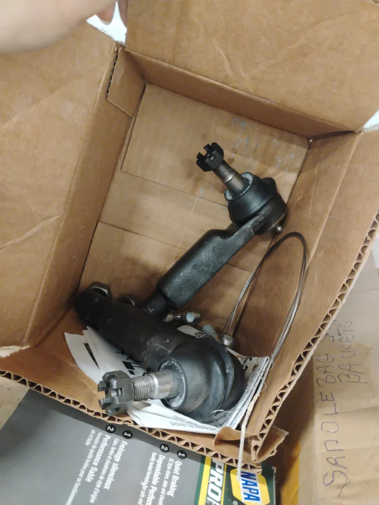 Automotive Parts and Hardware - image 5 of 11