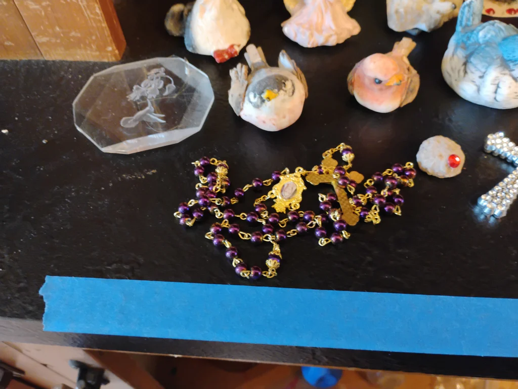 Decorative Figurines, Jewelry, and Glass Decor - image 2 of 10
