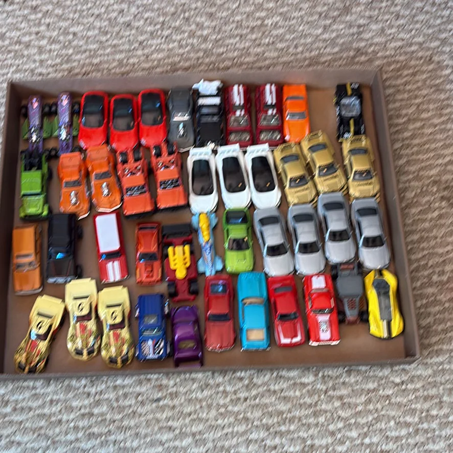 Die-Cast Toy Cars and Trucks - image 2 of 17