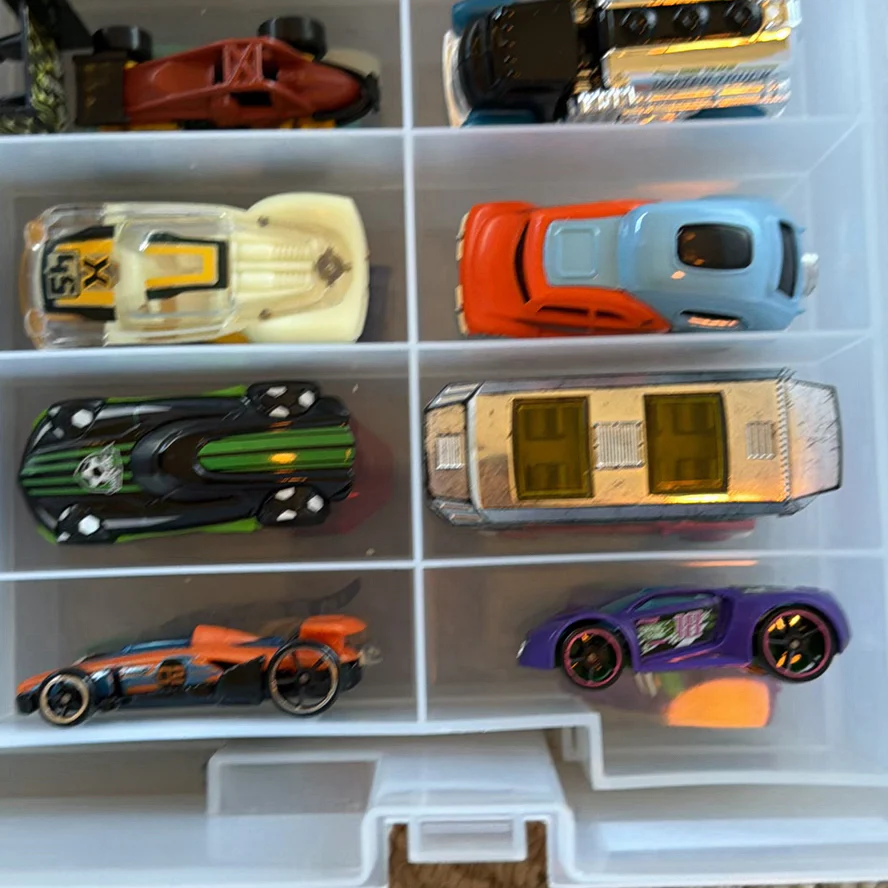 Die-Cast Toy Cars in Plastic Storage Case - image 14 of 26