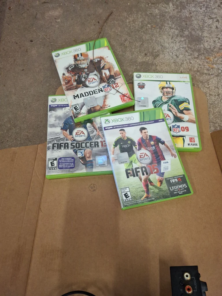 Xbox 360 Console Bundle with Controller, Cables, Hard Drive, and Games - image 3 of 9