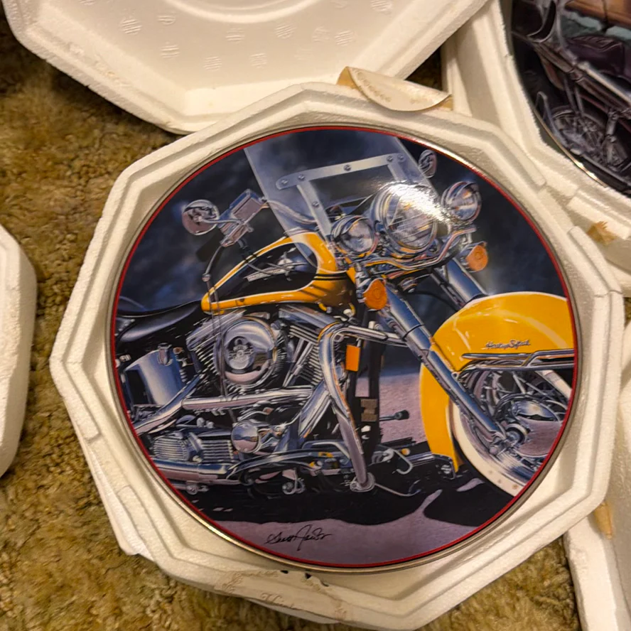 Collectible Motorcycle Plates - image 6 of 17