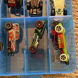 Hot Wheels Die-Cast Cars in Storage Case - thumbnail 21 of 27