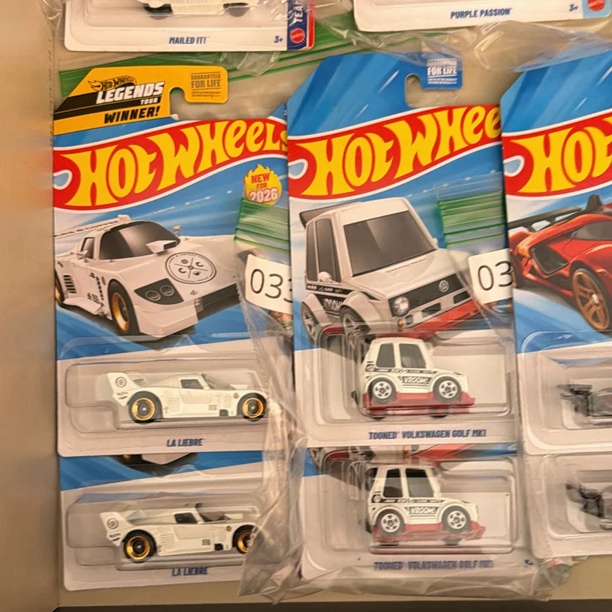 Assorted Hot Wheels Die-Cast Toy Cars - image 15 of 15