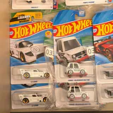 Assorted Hot Wheels Die-Cast Toy Cars - thumbnail 15 of 15