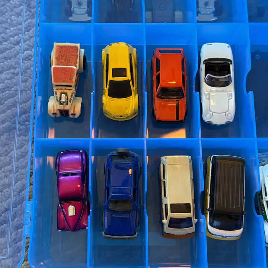 Die-Cast Toy Cars in Plastic Storage Case - image 4 of 16