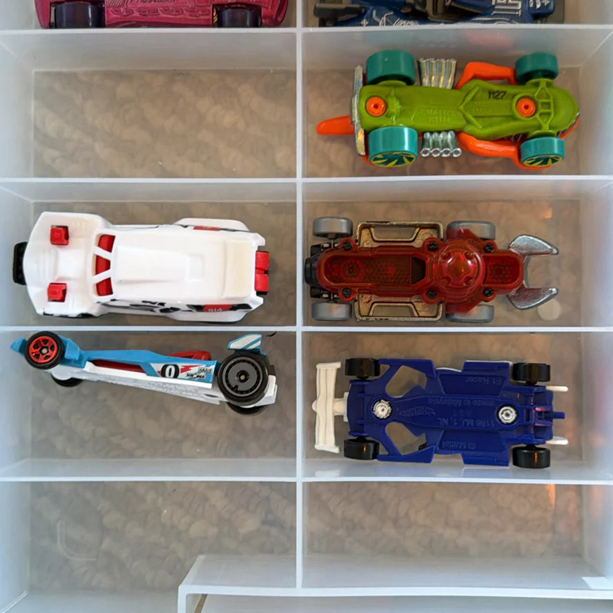 Die-Cast Toy Cars in Plastic Storage Case - image 21 of 26
