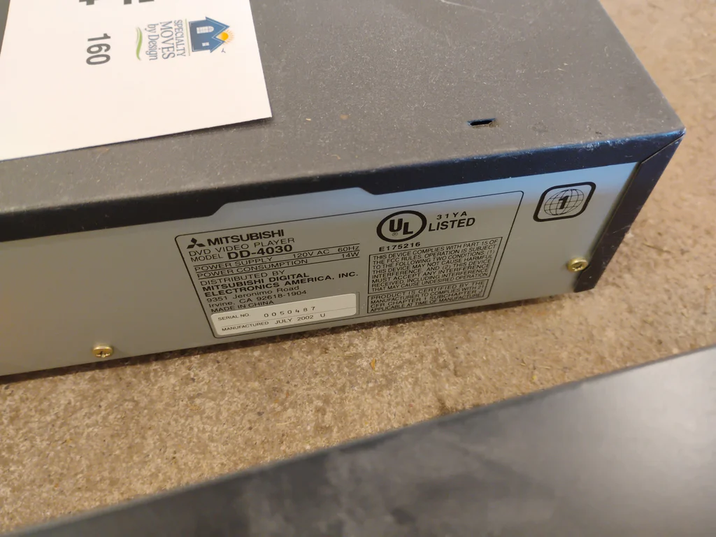 DVD Players with Remote Controls - image 5 of 8