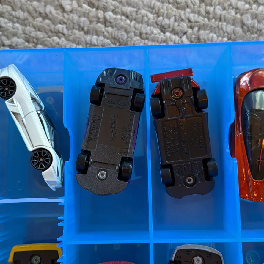 Die-Cast Toy Cars in Blue Storage Case - image 11 of 20