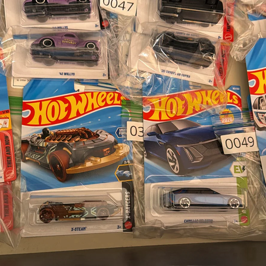 Assorted Hot Wheels Die-Cast Toy Cars - image 8 of 9