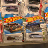 Assorted Hot Wheels Die-Cast Toy Cars - thumbnail 8 of 9