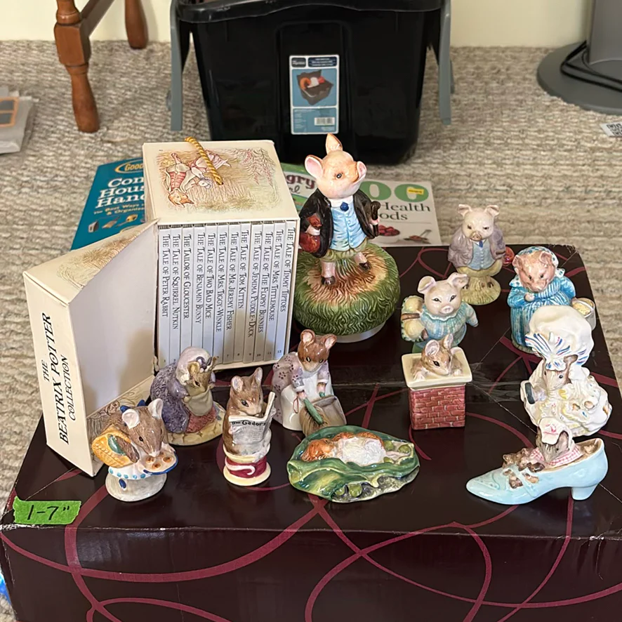 Beatrix Potter Collection Books and Ceramic Animal Figurines - image 2 of 14