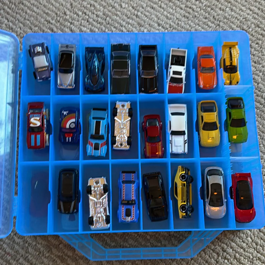 Die-Cast Toy Cars in Blue Storage Case - image 12 of 20