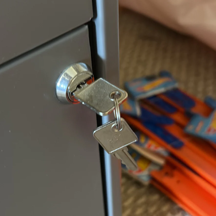 Two-Drawer Gray Metal Filing Cabinet - image 4 of 8