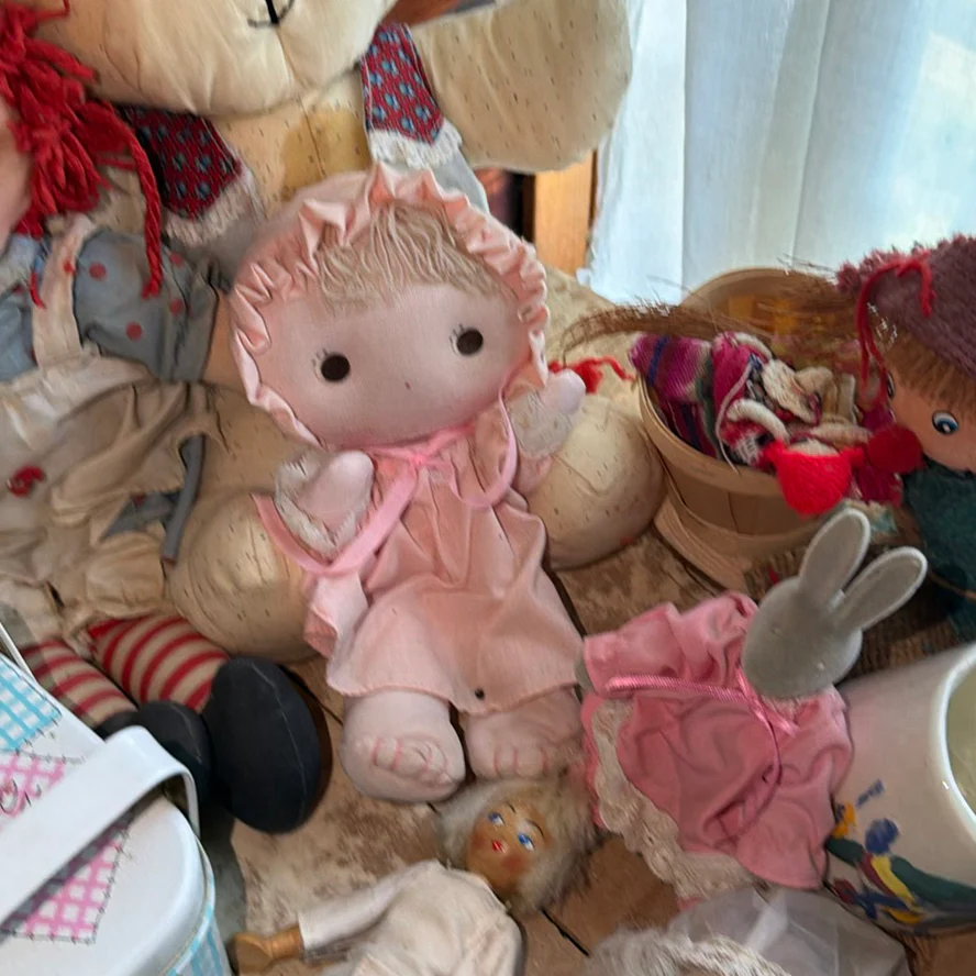 Vintage Dolls, Plush Toys, and Figurines - image 4 of 13