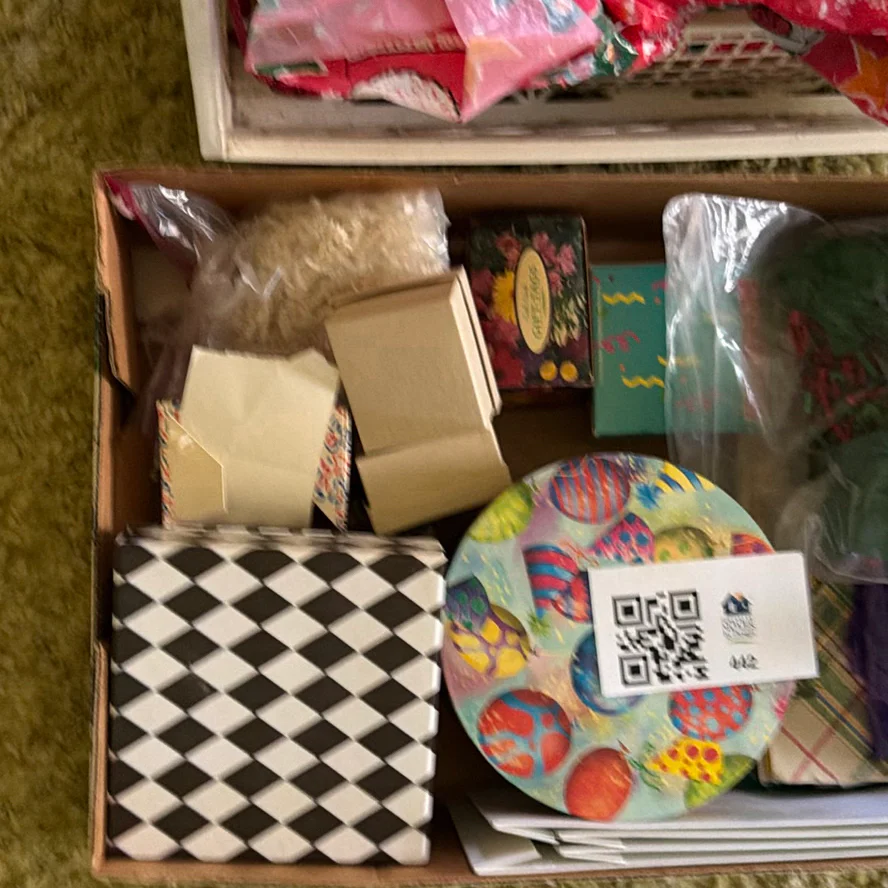 Gift Wrapping and Craft Supplies - image 5 of 8
