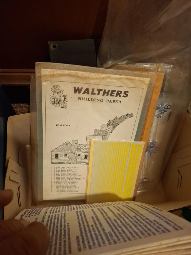 Model Railroad Decals and Laser-Cut Sign Kits - image 10 of 19