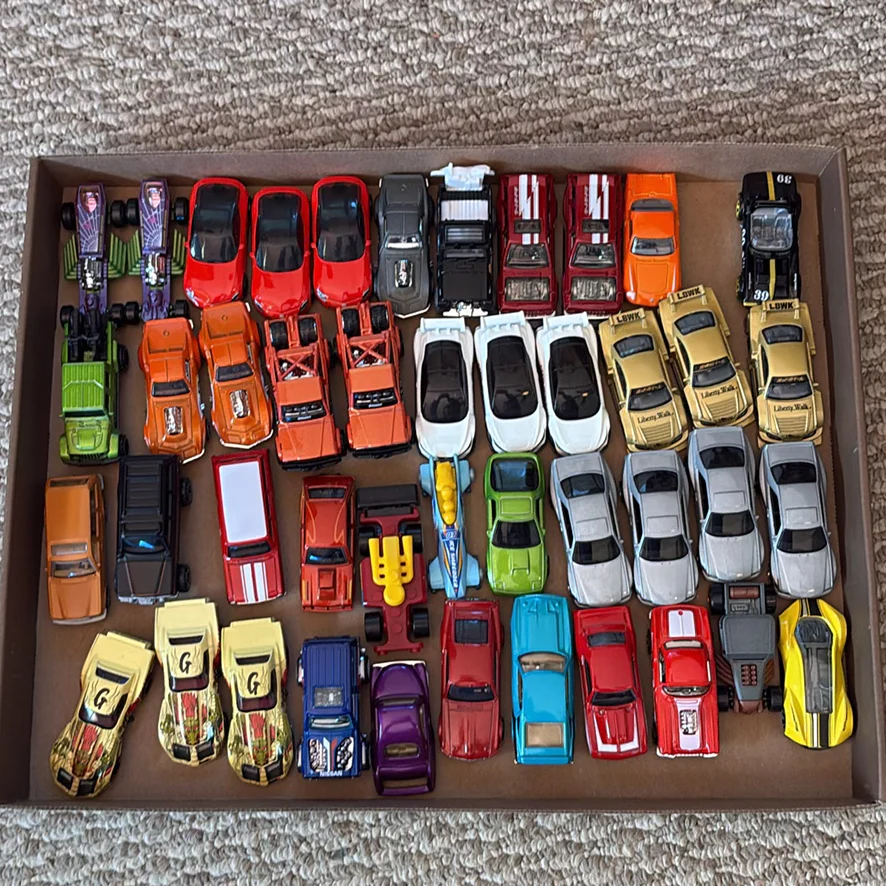 Die-Cast Toy Cars and Trucks - image 3 of 17