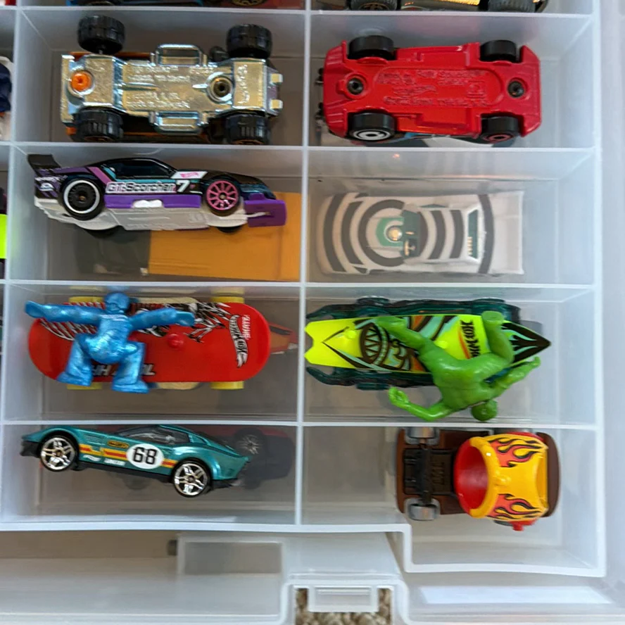 Die-Cast Toy Cars and Vehicles with Case - image 18 of 29