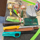 Vintage Fishing Tackle and Accessories Lot - thumbnail 7 of 8