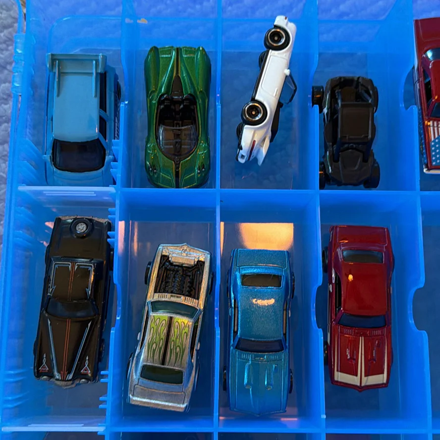 Die-Cast Toy Cars in Blue Storage Case - image 4 of 11